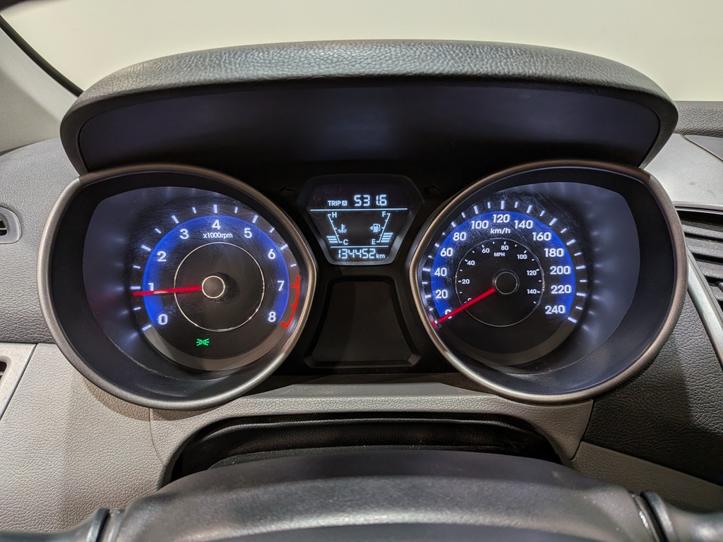 Hyundai Elantra 2015
