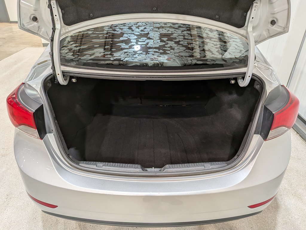 Hyundai Elantra 2015