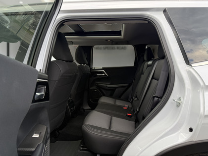 used 2025 Mitsubishi Outlander car, priced at $35,950