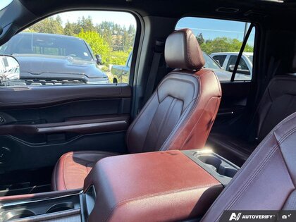 used 2024 Ford Expedition car, priced at $59,999