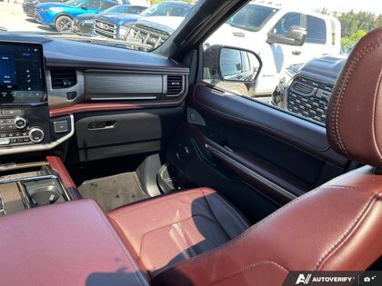used 2024 Ford Expedition car, priced at $59,999