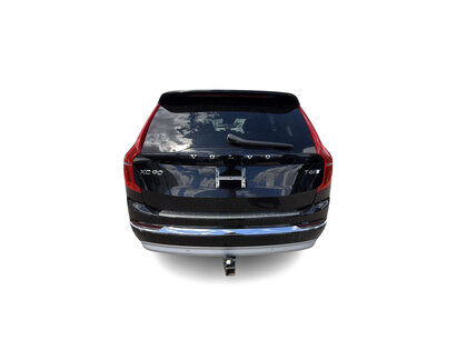used 2022 Volvo XC90 car, priced at $37,569