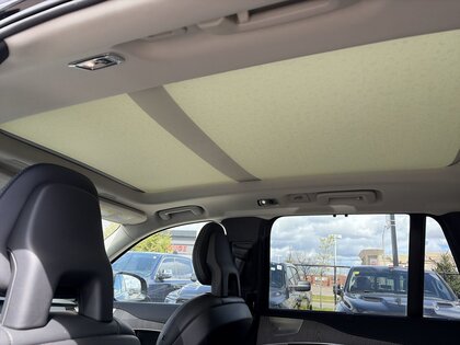 used 2022 Volvo XC90 car, priced at $37,569