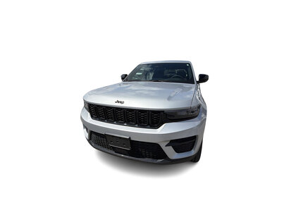 used 2024 Jeep Grand Cherokee car, priced at $47,999
