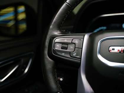 used 2023 GMC Yukon car, priced at $71,900