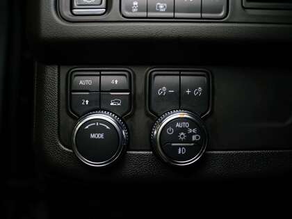 used 2023 GMC Yukon car, priced at $71,900