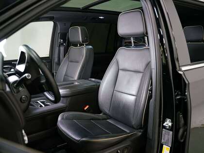 used 2023 GMC Yukon car, priced at $71,900