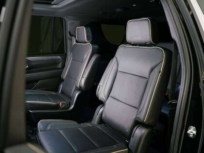 used 2023 GMC Yukon car, priced at $71,900