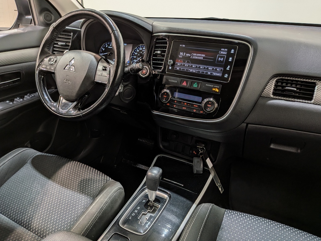 Mitsubishi Outlander 2017