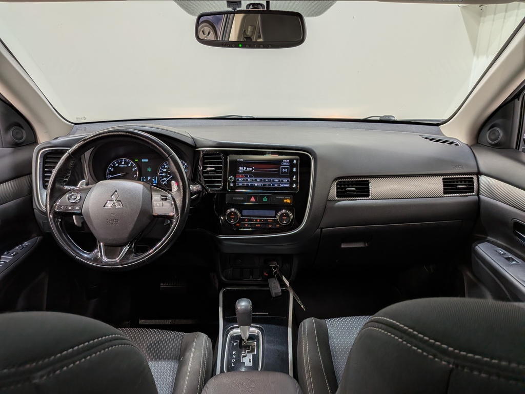 Mitsubishi Outlander 2017