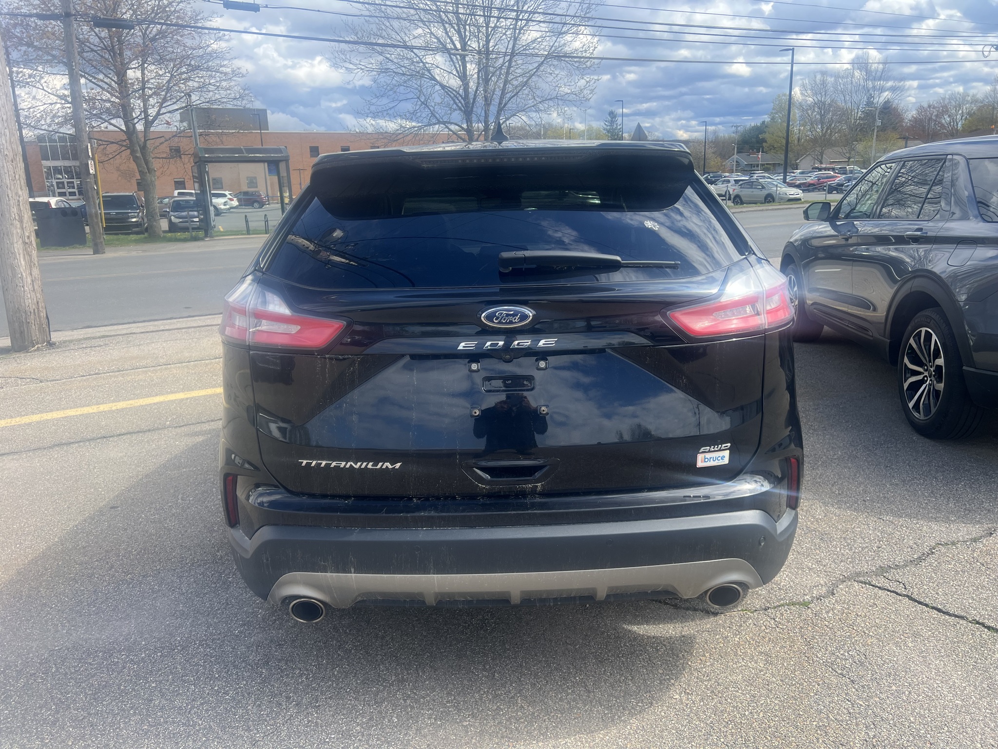 2023 Ford Edge
