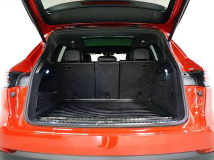 used 2021 Porsche Cayenne car