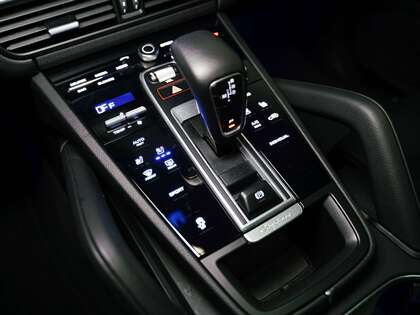 used 2021 Porsche Cayenne car