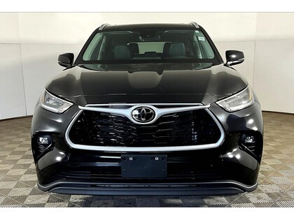 used 2023 Toyota Highlander car, priced at $45,798