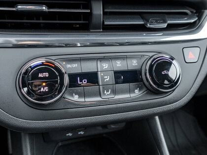 used 2025 Buick Envista car, priced at $25,995