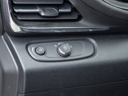 used 2025 Buick Envista car, priced at $25,995