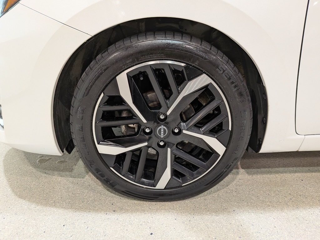 Nissan Versa 2023