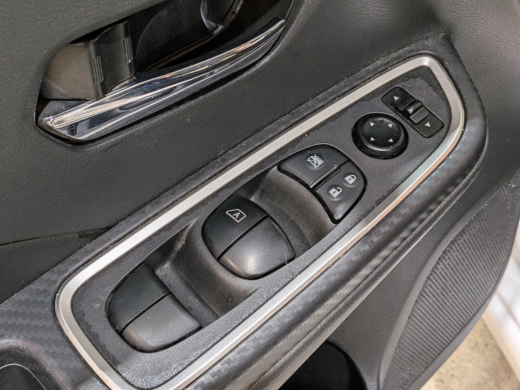 Nissan Versa 2023