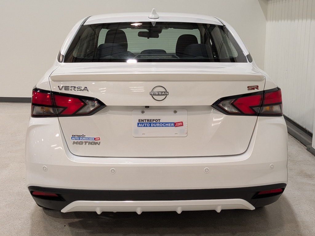 Nissan Versa 2023