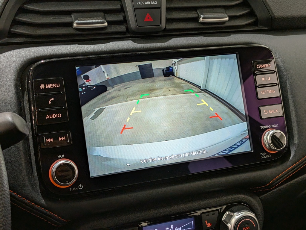 Nissan Versa 2023