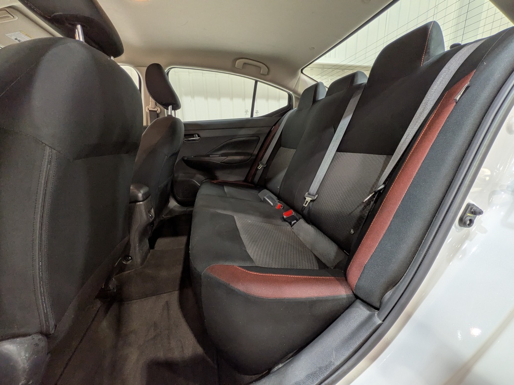 Nissan Versa 2023