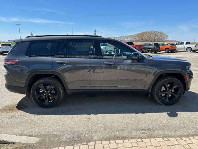 2025 Jeep Grand Cherokee