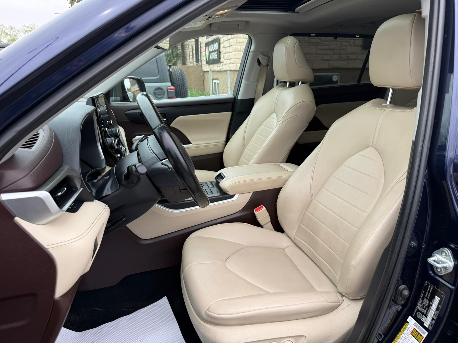 2021 Toyota Highlander — view 7