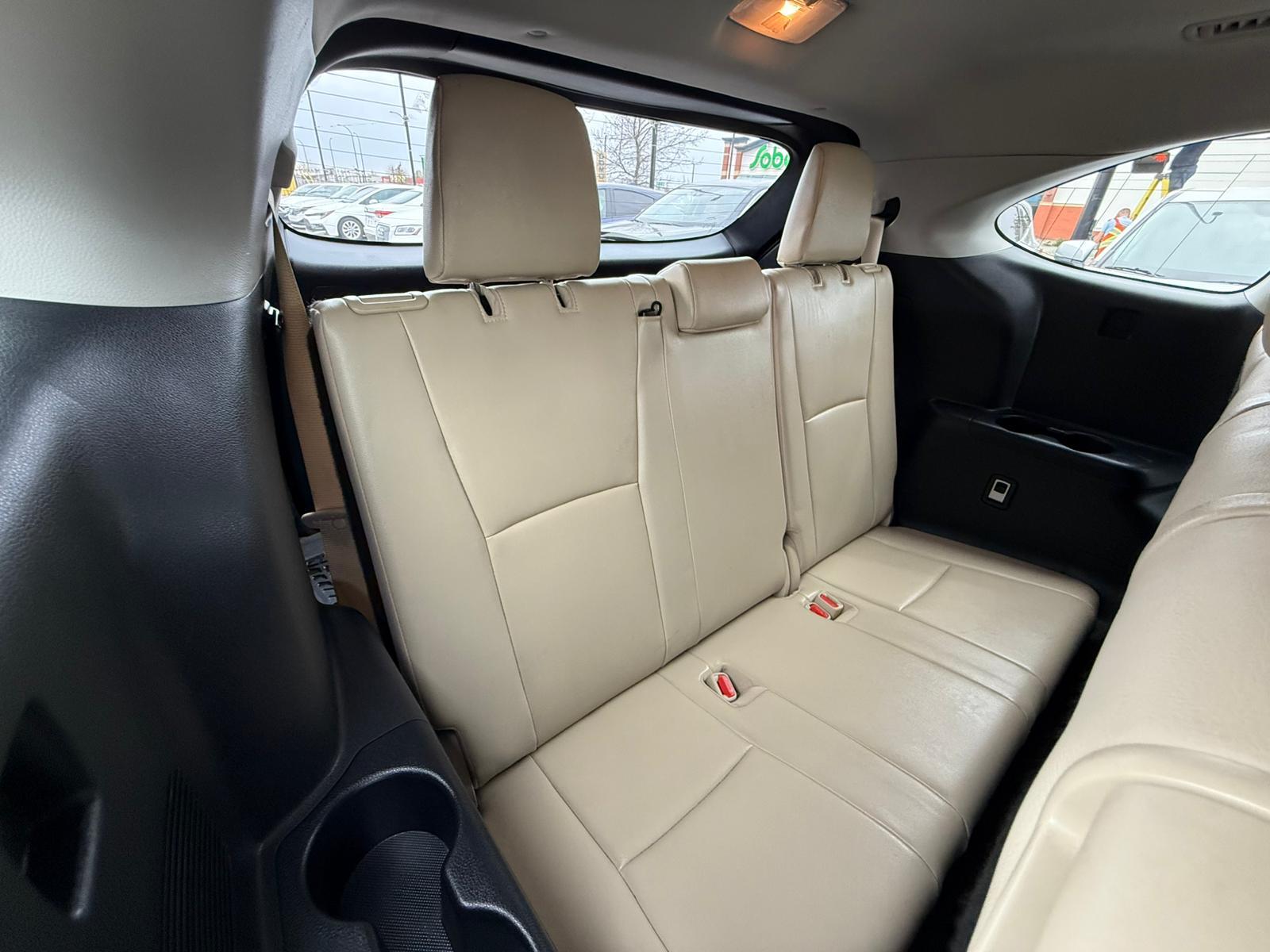2021 Toyota Highlander — view 12