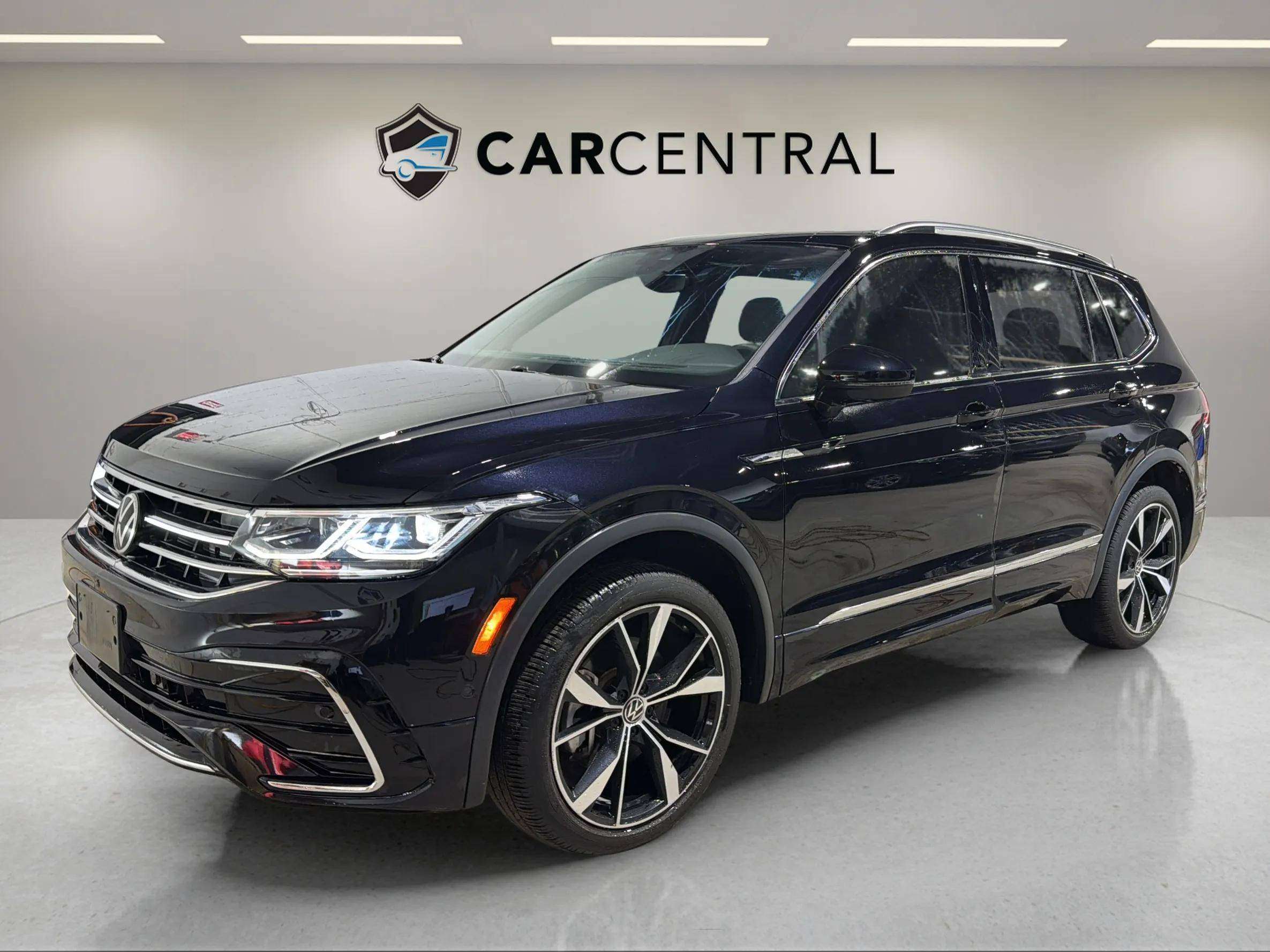 Black 2023 Volkswagen Tiguan Highline R-Line 4Motion SUV / Crossover All-Wheel Drive 8-Speed Automatic