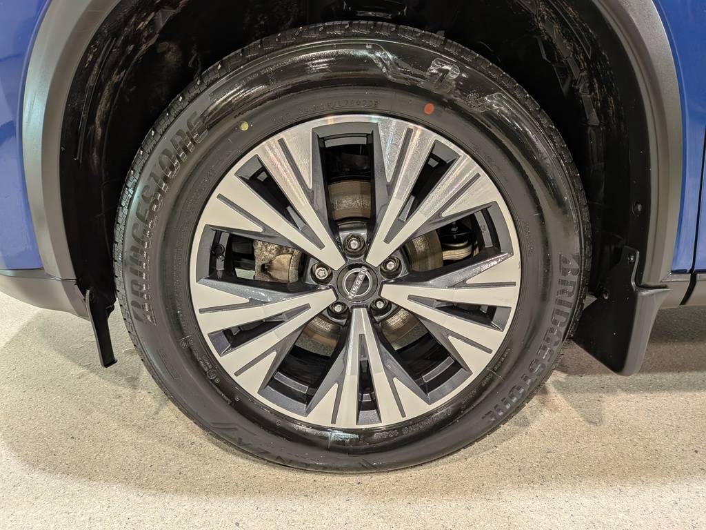 Nissan Rogue 2023