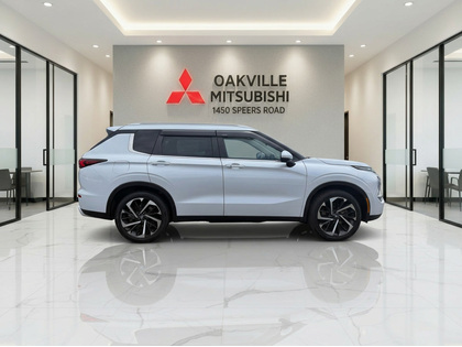used 2022 Mitsubishi Outlander car, priced at $27,950