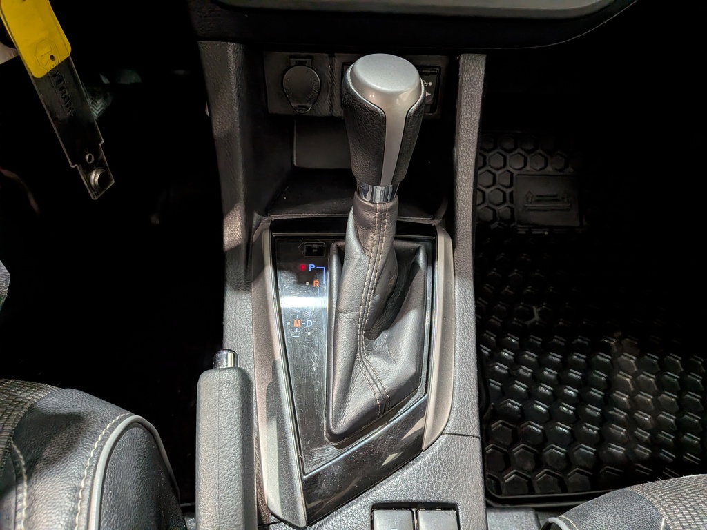 Toyota Corolla 2015