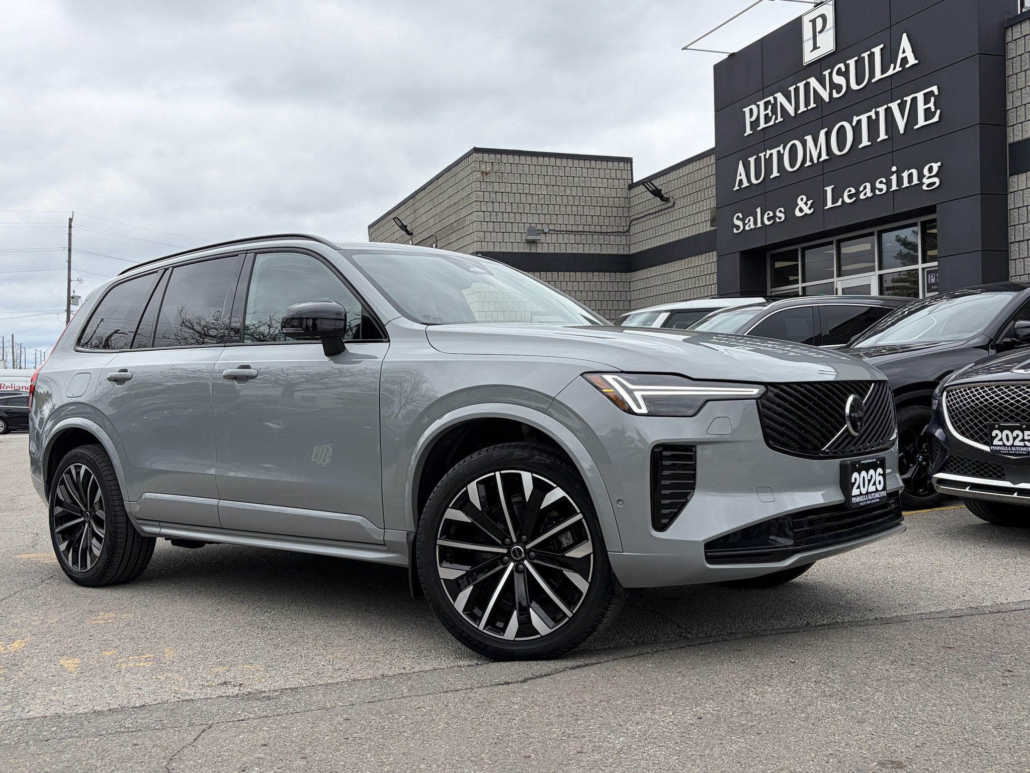 2026 Volvo XC90 DARK PLUS THEME, CARPLAY,PANOROOF, 360 CAM , NAVI