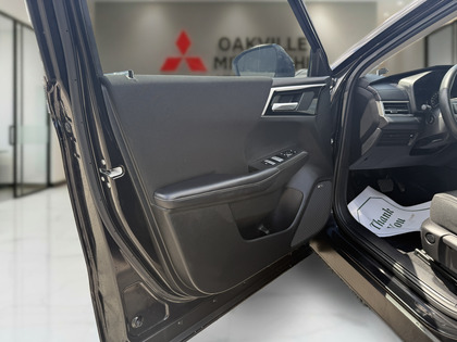 used 2025 Mitsubishi Outlander car, priced at $35,950