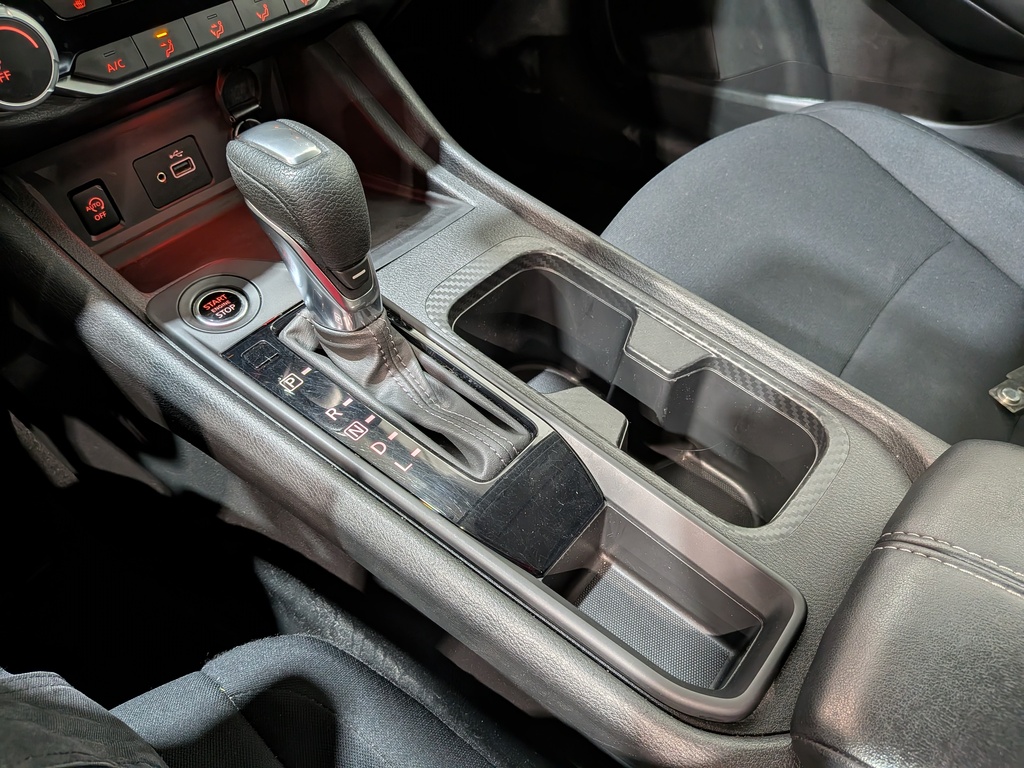 Nissan Sentra 2024
