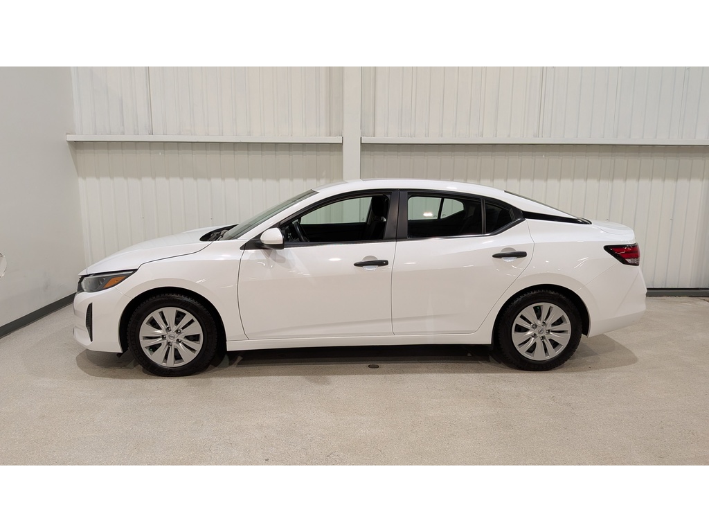 Nissan Sentra 2024