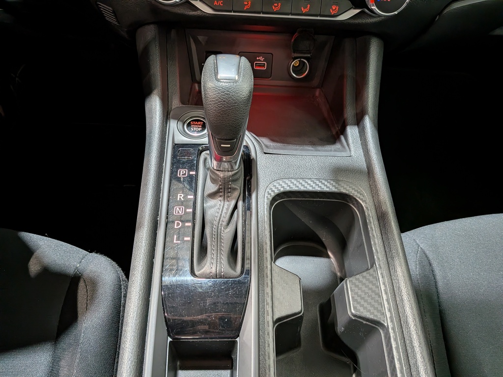 Nissan Sentra 2024