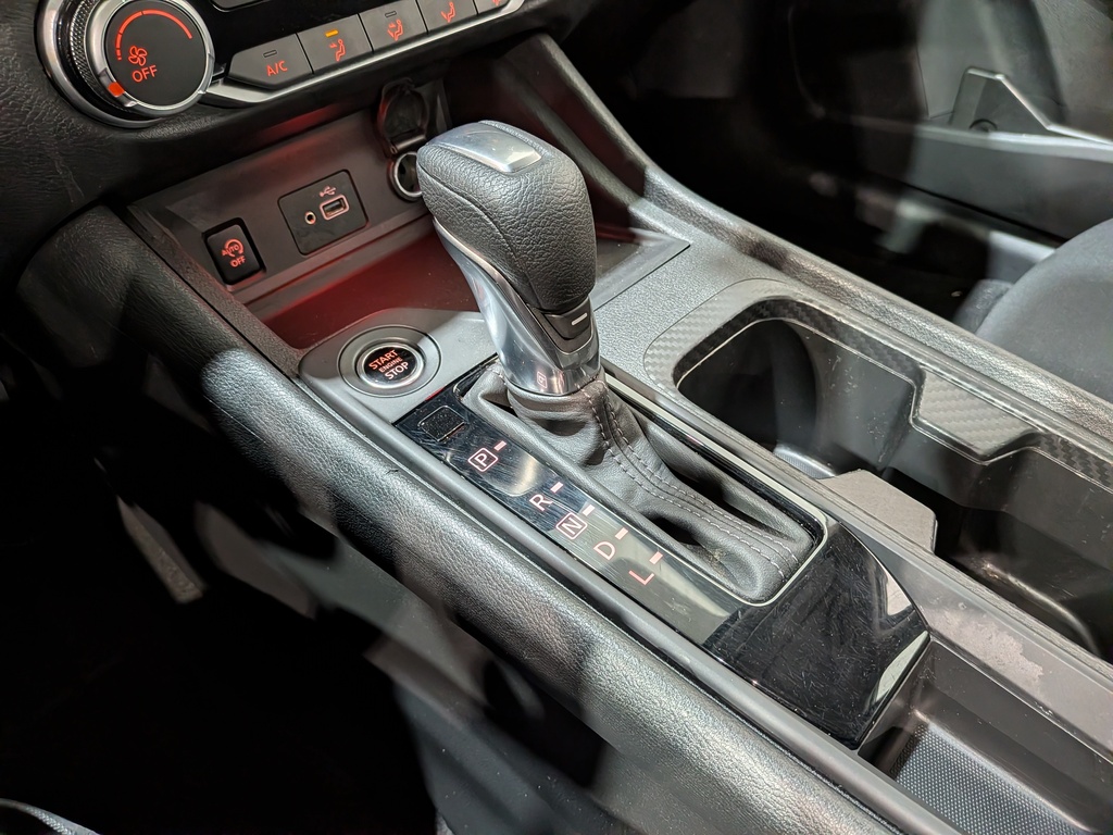 Nissan Sentra 2024