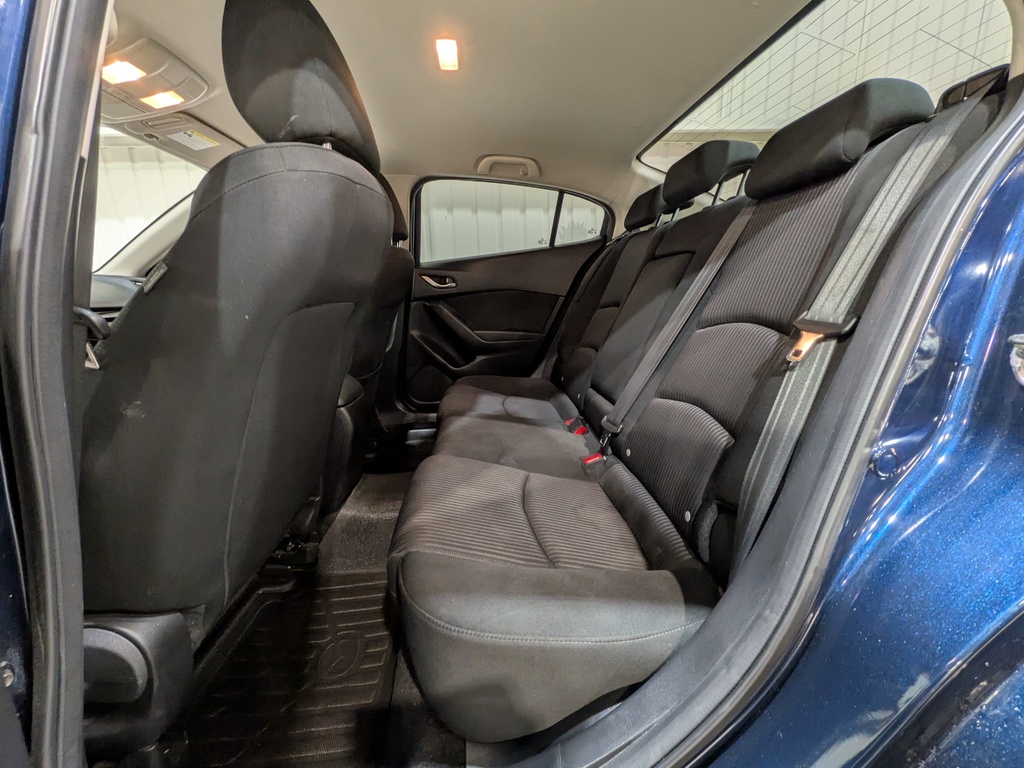 Mazda Mazda3 2016