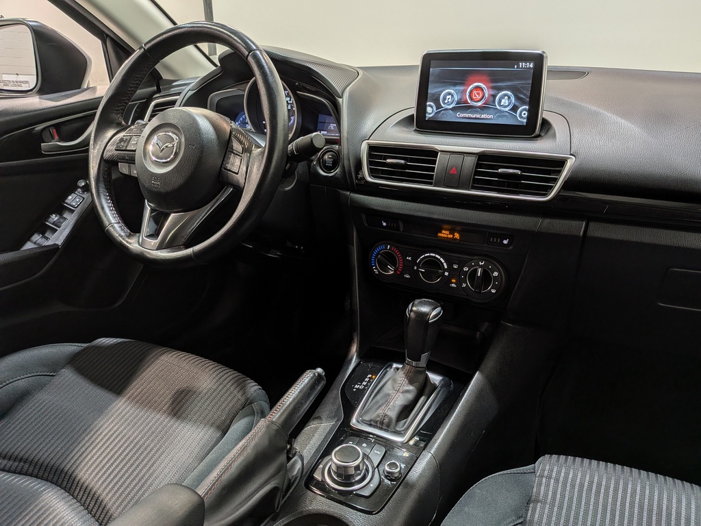 Mazda Mazda3 2016