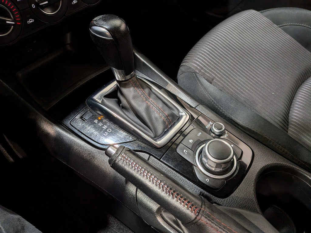 Mazda Mazda3 2016