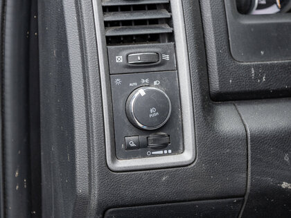 used 2022 Ram 1500 Classic car, priced at $26,995