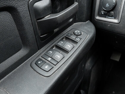 used 2022 Ram 1500 Classic car, priced at $26,995