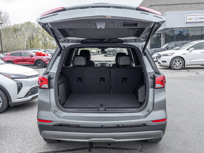used 2024 Chevrolet Equinox car, priced at $25,901