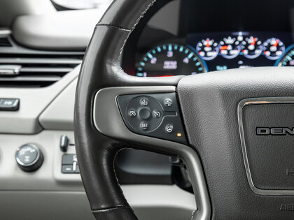 used 2019 GMC Yukon car, priced at $46,995