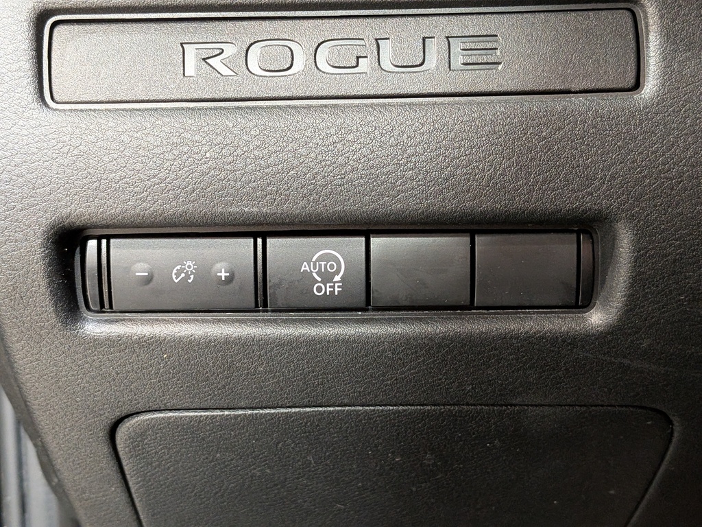 Nissan Rogue 2024
