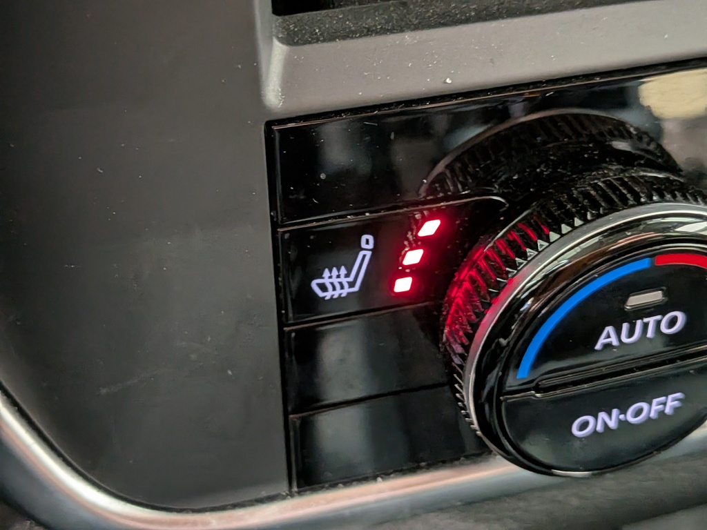 Nissan Rogue 2024