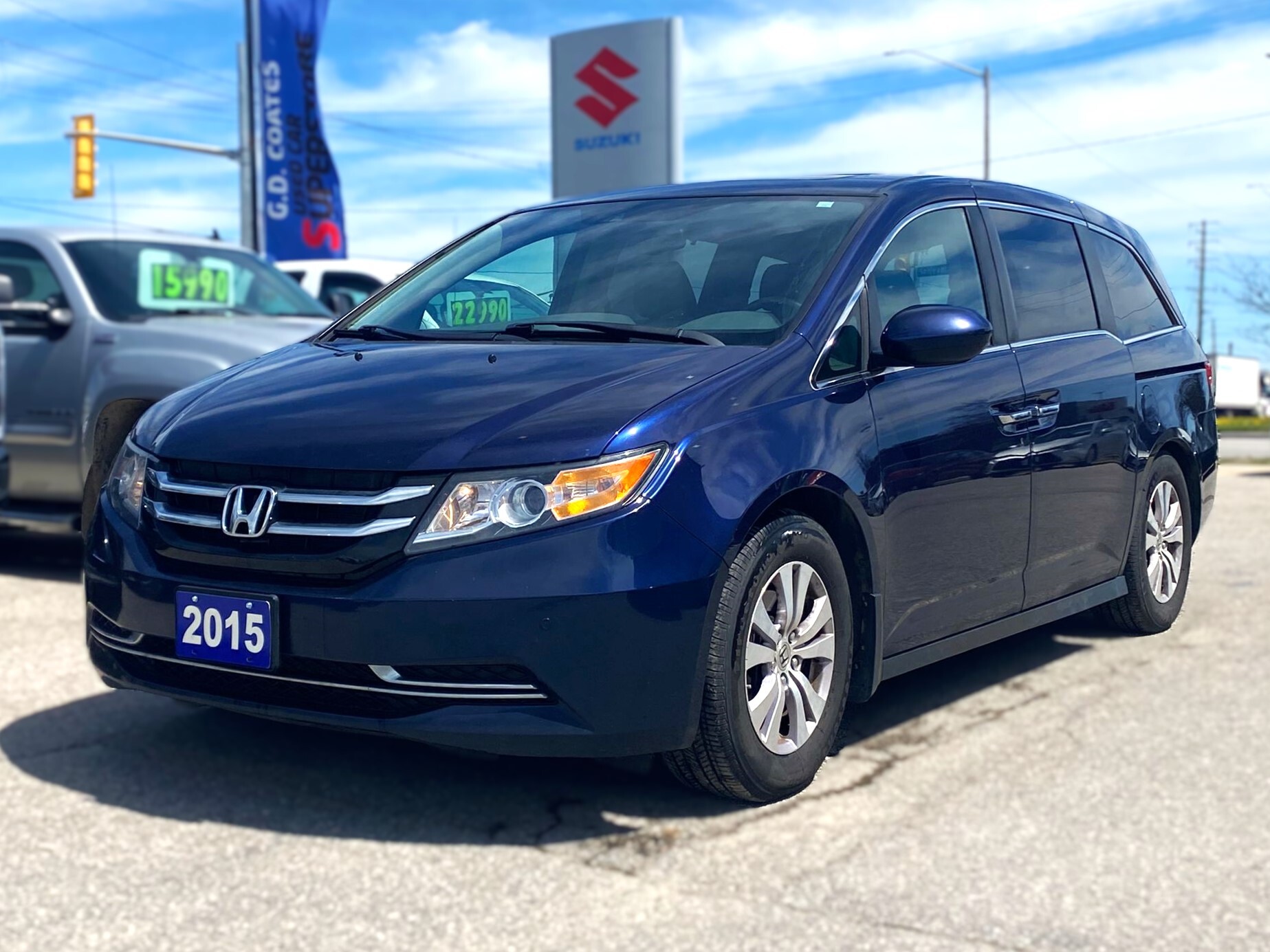 2015 Honda Odyssey EXL ~Heated Leather ~Sunroof ~Bluetooth ~Camera