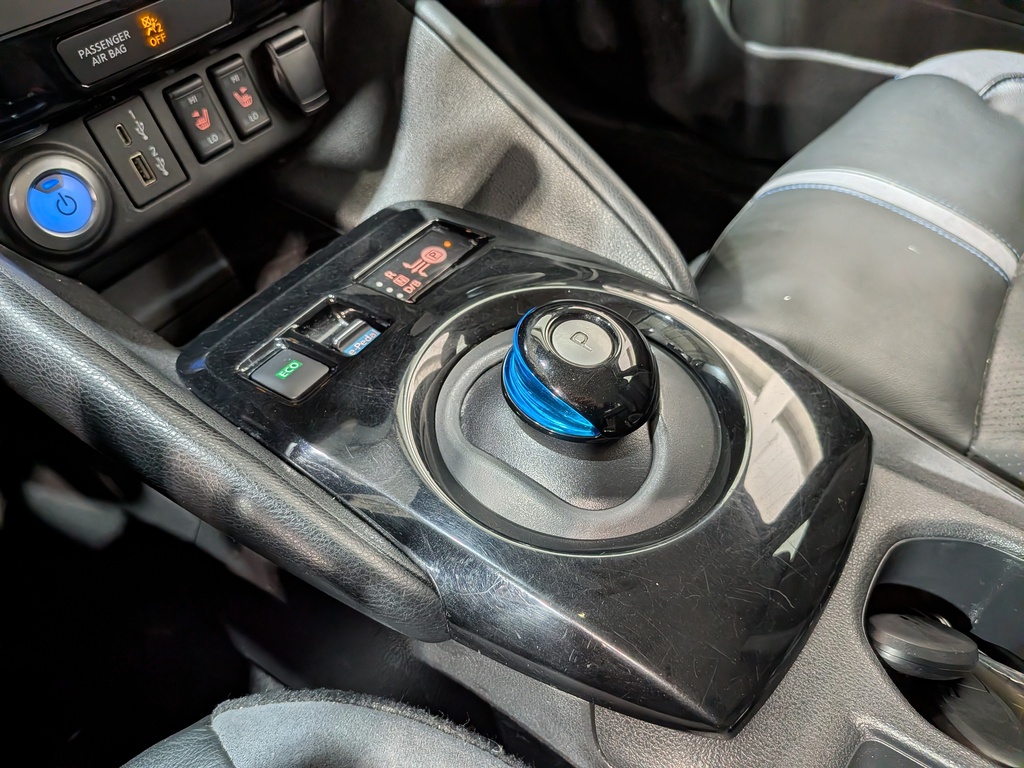 Nissan LEAF 2020