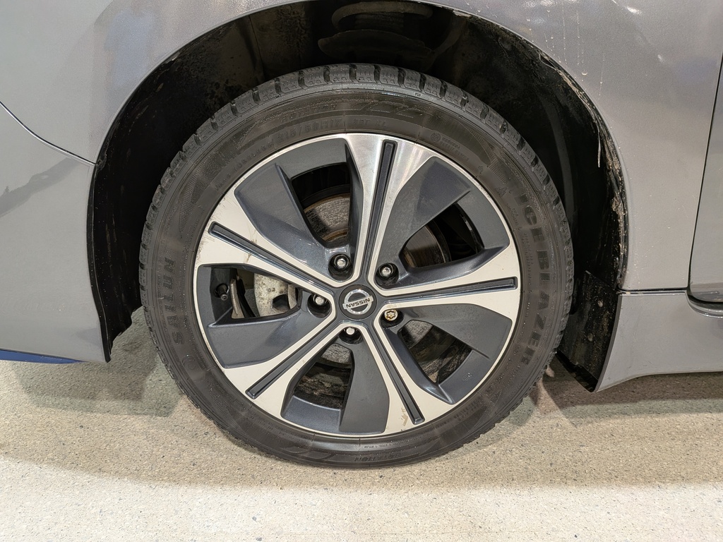 Nissan LEAF 2020